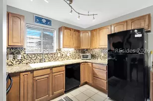 663 William Hilton Pkwy, Hilton Head Island, SC 29928 - Photo 11