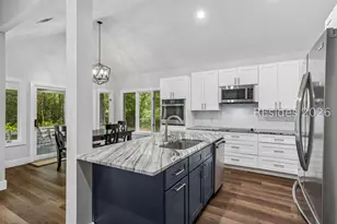 17 Balsams Ct, Hilton Head Island, SC 29926 - Photo 15