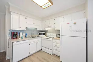 40 Folly Field Rd, Hilton Head Island, SC 29928 - Photo 7