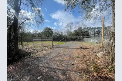 213 1st Street, Hardeeville, SC 29927 - Photo 3