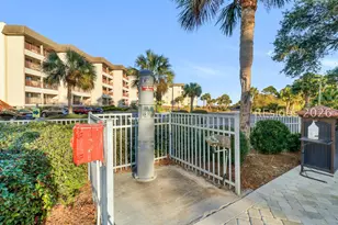40 Folly Field Rd, Hilton Head Island, SC 29928 - Photo 41