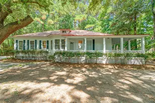 628 Robert Smalls Pkwy, Beaufort, SC 29906 - Photo 1