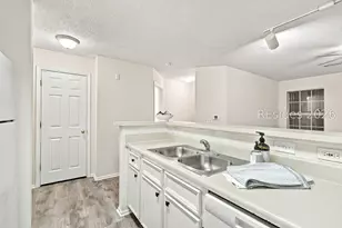 50 Pebble Beach Cove, Bluffton, SC 29910 - Photo 17