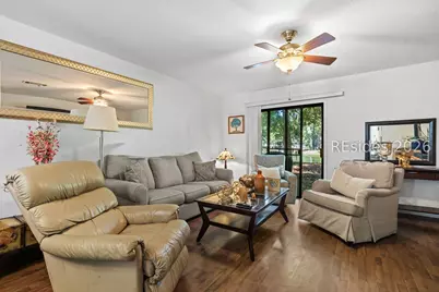 96 Mathews Drive #106, Hilton Head Island, SC 29926 - Photo 5
