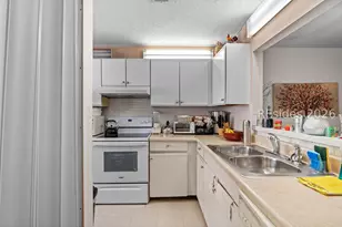 96 Mathews Dr, Hilton Head Island, SC 29926 - Photo 9