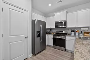 1869 Sanctum St, Ridgeland, SC 29936 - Photo 7