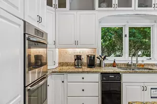 79 Plantation Dr, Hilton Head Island, SC 29928 - Photo 21