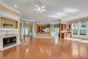 8 Island W Ct, Bluffton, SC 29910 - Photo 5