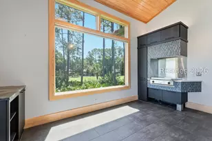 14 McKays Point Rd, Hilton Head Island, SC 29928 - Photo 17