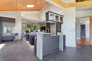 14 McKays Point Rd, Hilton Head Island, SC 29928 - Photo 11