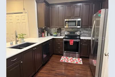 23 Isle Of Palms Drive E, Bluffton, SC 29910 - Photo 5