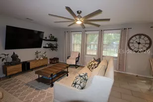234 Ceasar Pl, Hilton Head Island, SC 29926 - Photo 5