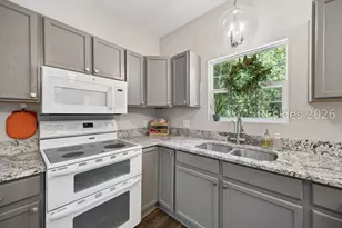 56 Monticello Dr, Hilton Head Island, SC 29926 - Photo 25