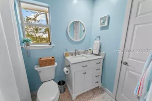 24 Pine Burr Rd E, Hilton Head Island, SC 29926 - Photo 25