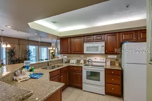 14 Wimbledon Ct, Hilton Head Island, SC 29928 - Photo 5