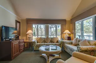 14 Wimbledon Ct, Hilton Head Island, SC 29928 - Photo 9