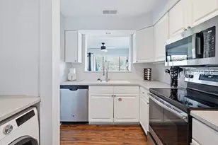60 Carnoustie Rd, Hilton Head Island, SC 29928 - Photo 15