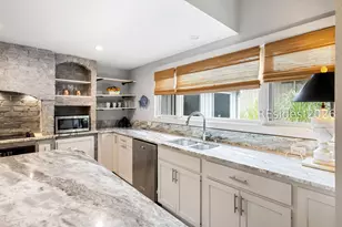 43 Wagon Rd, Hilton Head Island, SC 29928 - Photo 17