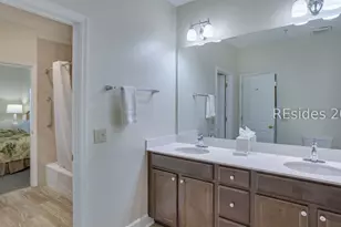 14 Wimbledon Ct, Hilton Head Island, SC 29928 - Photo 9