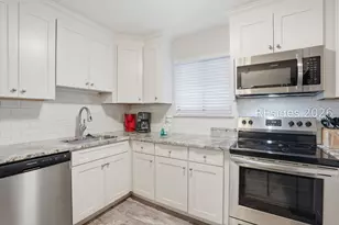 663 William Hilton Pkwy, Hilton Head Island, SC 29928 - Photo 11
