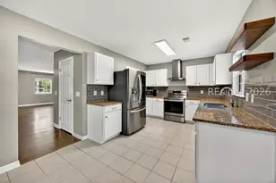 41 Lakeside Dr, Bluffton, SC 29910 - Photo 11