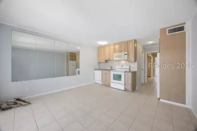 40 Folly Field Road #B252, Hilton Head Island, SC 29928 - Photo 11