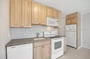 40 Folly Field Rd, Hilton Head Island, SC 29928 - Photo 13
