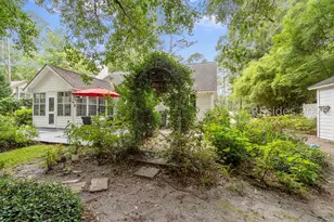 60 Thomas Sumter St, Beaufort, SC 29907 - Photo 51