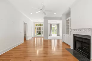 37 Crooked Pond Dr, Hilton Head Island, SC 29926 - Photo 7