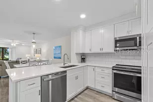 18 Lighthouse Rd, Hilton Head Island, SC 29928 - Photo 9