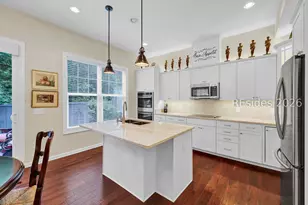 8 Creekstone Dr, Hilton Head Island, SC 29926 - Photo 13