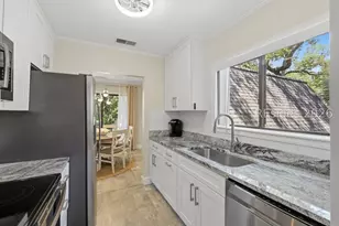 43 Folly Field Rd, Hilton Head Island, SC 29928 - Photo 13