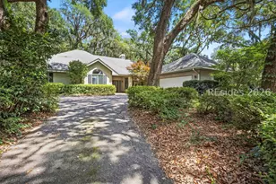 10 Robbers Row, Hilton Head Island, SC 29928 - Photo 3