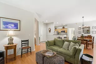 82 Hampton Cir, Bluffton, SC 29909 - Photo 11