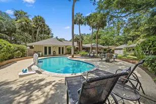 37 Woodbine Pl, Hilton Head Island, SC 29928 - Photo 3