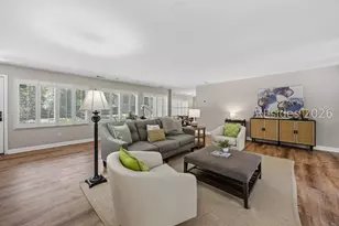 37 Woodbine Pl, Hilton Head Island, SC 29928 - Photo 17