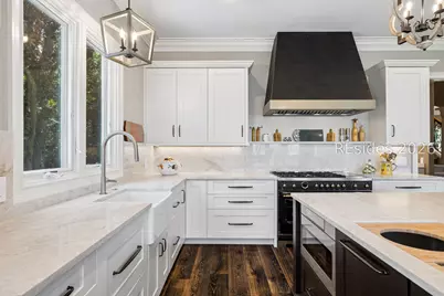 10 Drayton Place, Hilton Head Island, SC 29928 - Photo 27