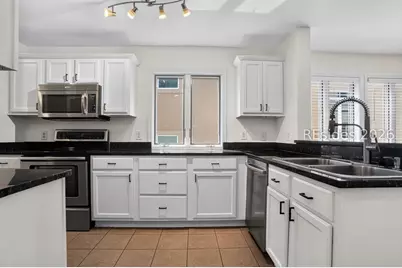 14 Johnston Way #13E, Bluffton, SC 29910 - Photo 5