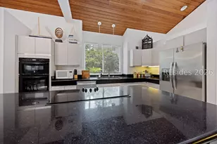 20 Heath Dr, Hilton Head Island, SC 29928 - Photo 43