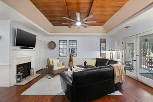 25 Fernwood Ct, Hilton Head Island, SC 29926 - Photo 5