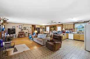 3958 Pineland Rd, Varnville, SC 29944 - Photo 5