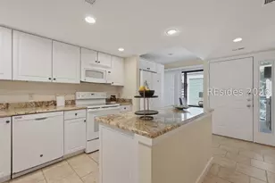 113 Shipyard Dr, Hilton Head Island, SC 29928 - Photo 7