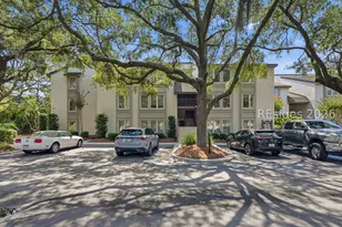 8 Braddock Bluff Dr, Hilton Head Island, SC 29928 - Photo 5