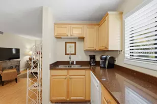 663 William Hilton Pkwy, Hilton Head Island, SC 29928 - Photo 21