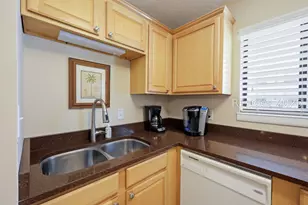 663 William Hilton Pkwy, Hilton Head Island, SC 29928 - Photo 17