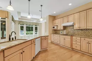35 Greenwood Dr, Bluffton, SC 29910 - Photo 13