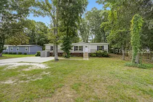96 Sams Point Rd, Beaufort, SC 29907 - Photo 1