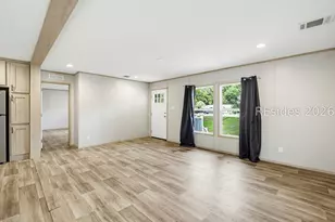 96 Sams Point Rd, Beaufort, SC 29907 - Photo 5