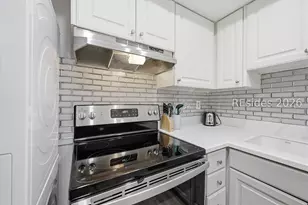 6 Braddock Bluff Dr, Hilton Head Island, SC 29928 - Photo 17