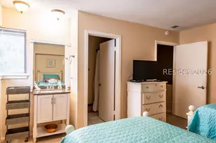 36 Deallyon Ave, Hilton Head Island, SC 29928 - Photo 11